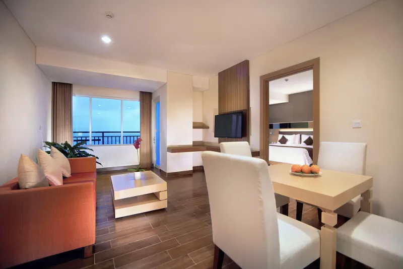 Governor Suite
